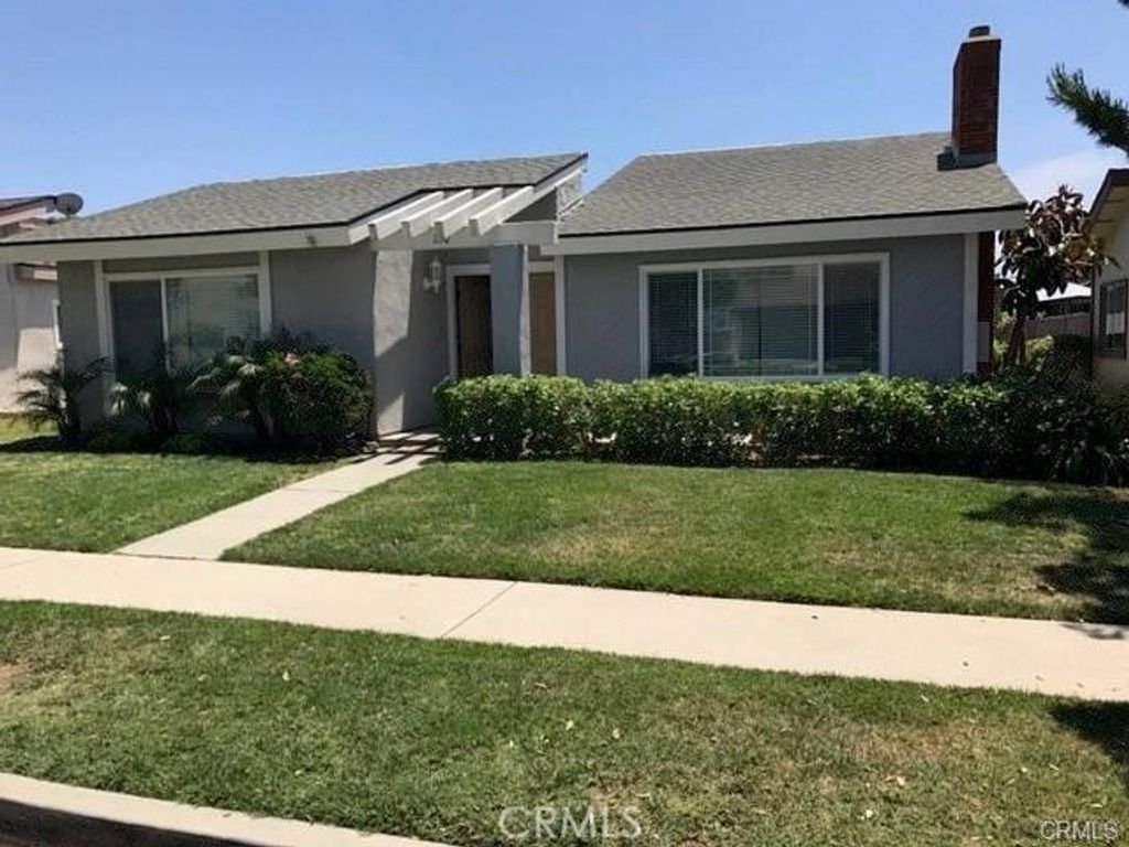 210 Toronto # 3, Huntington Beach