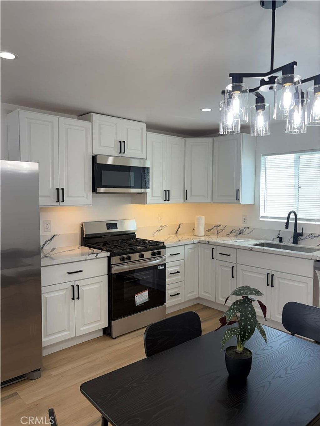 7937 Cleon, Sun Valley