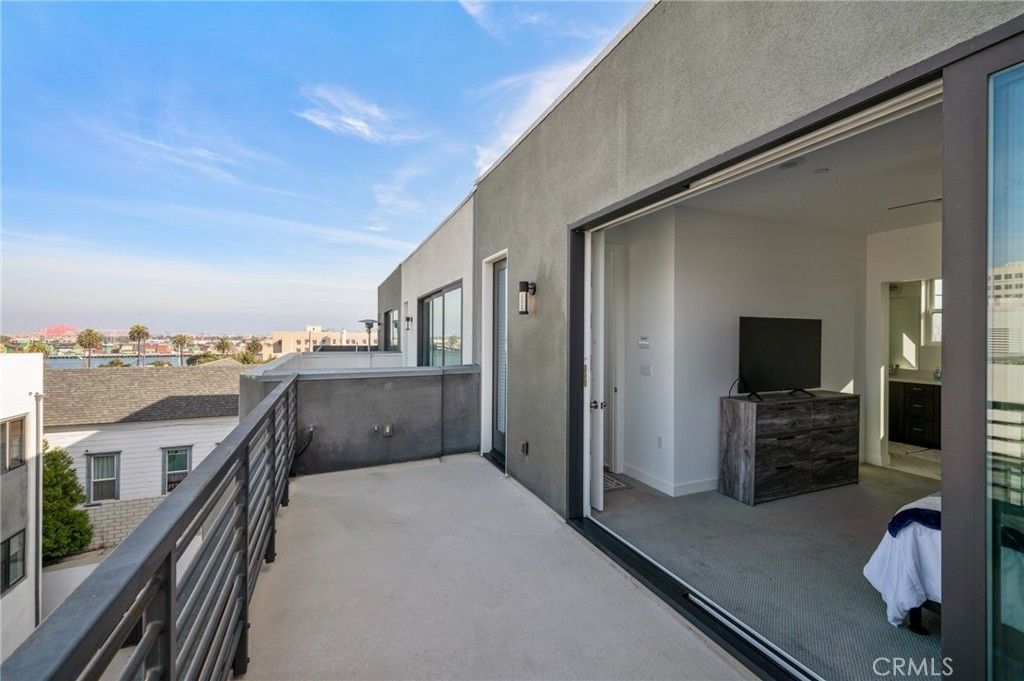 277 Dockside Lane, San Pedro