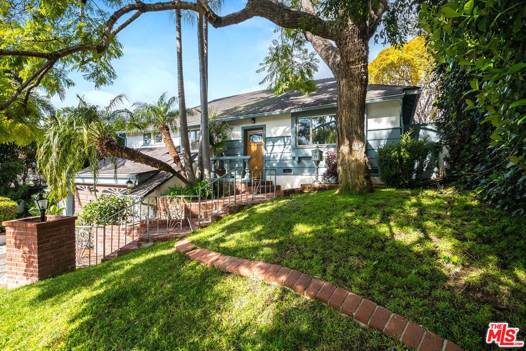 2924 Manning Avenue, Los Angeles