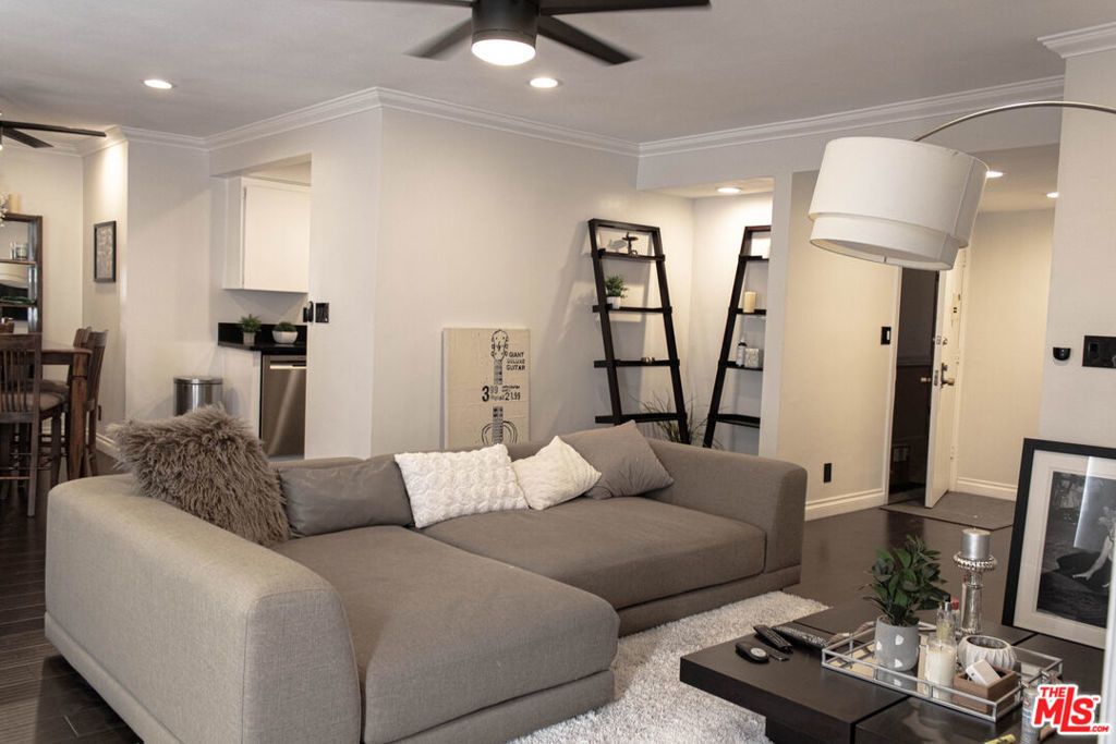 5651 Windsor Way # 202, Culver City