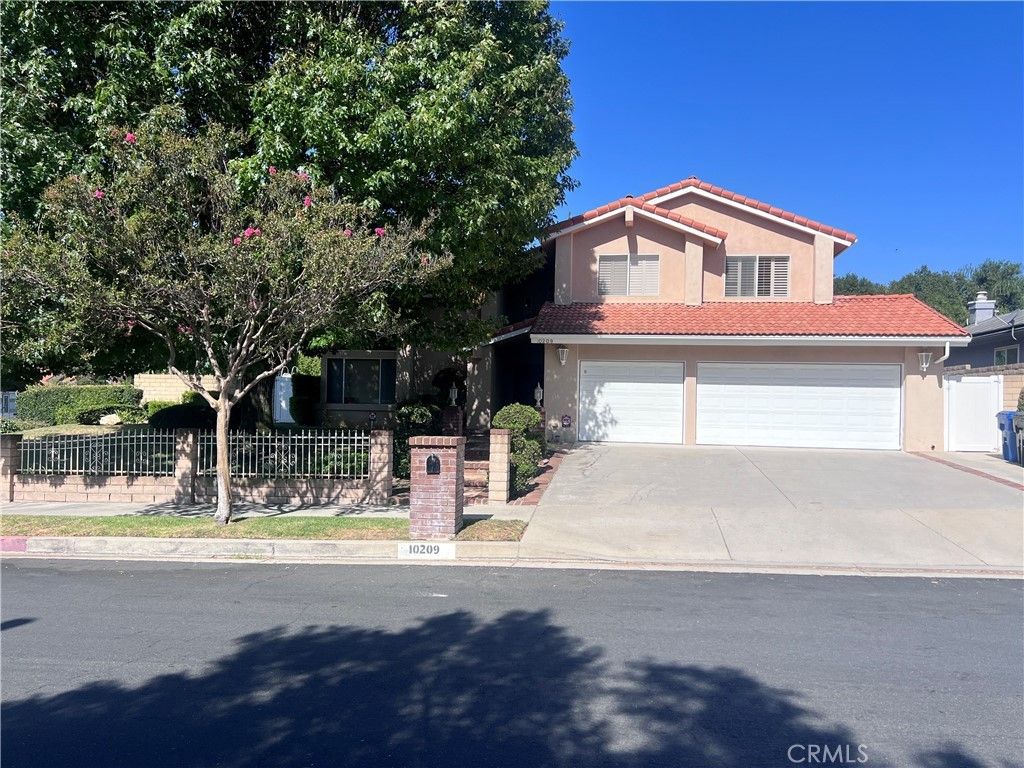 10209 Oakdale, Chatsworth