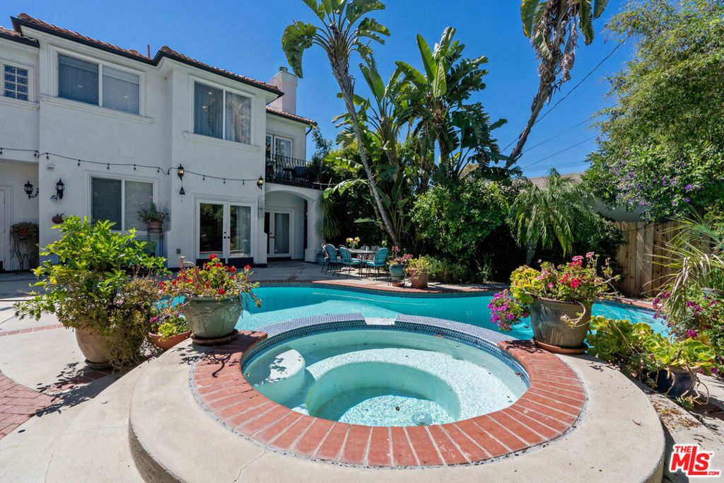 4544 Tobias Avenue, Sherman Oaks