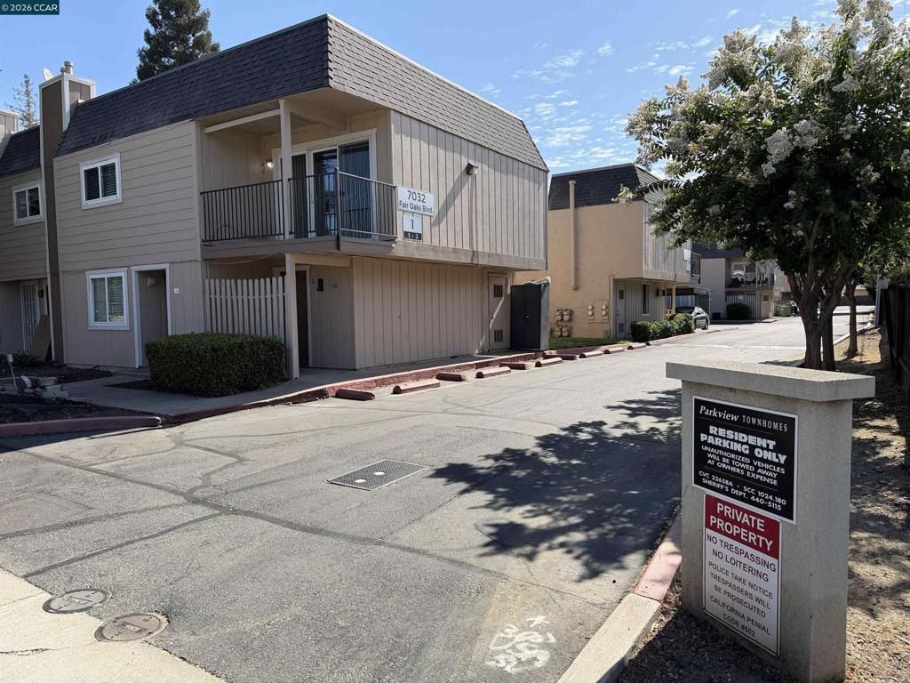 7032 Fair Oaks Blvd, Carmichael