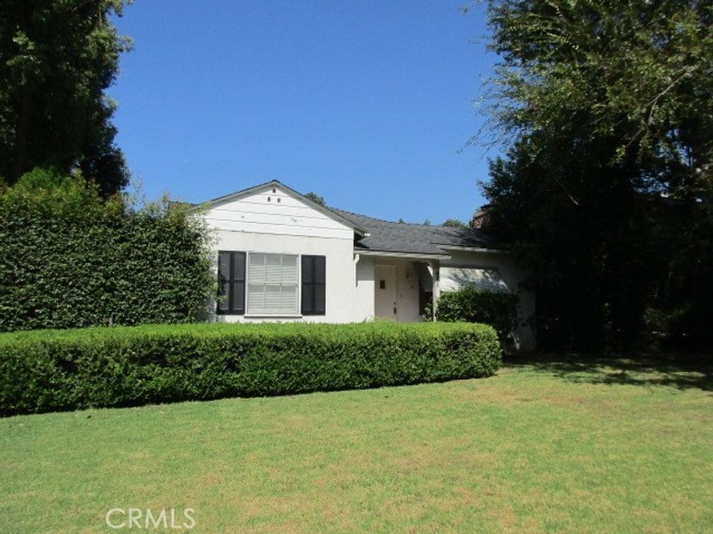 471 Woodward, Pasadena