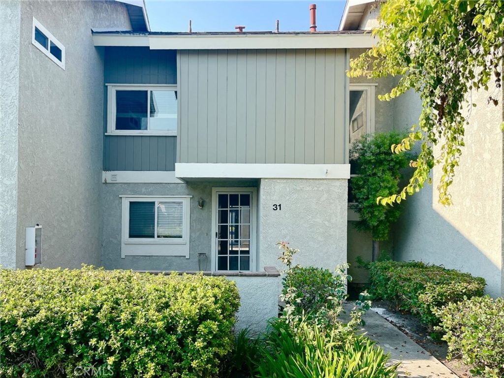31 Wintergreen, Irvine