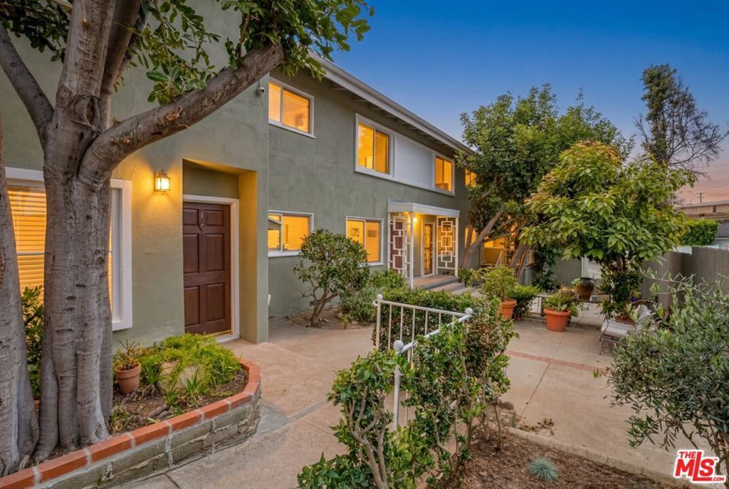 16144 W Sunset Boulevard # 4a, Pacific Palisades