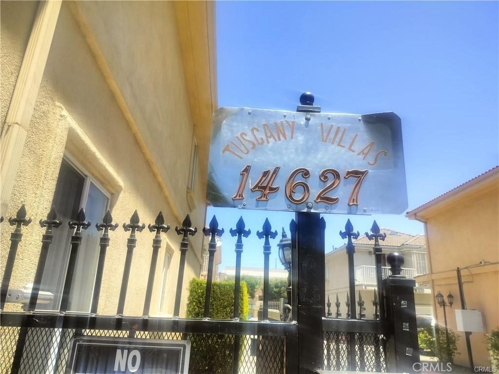 14627 Gledhill, Panorama City