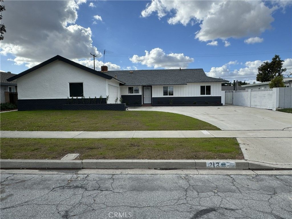 213 N Royal, Anaheim