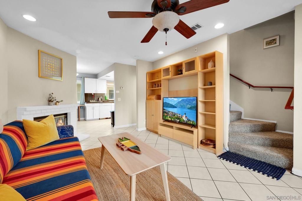 4523 College Way # H, San Diego