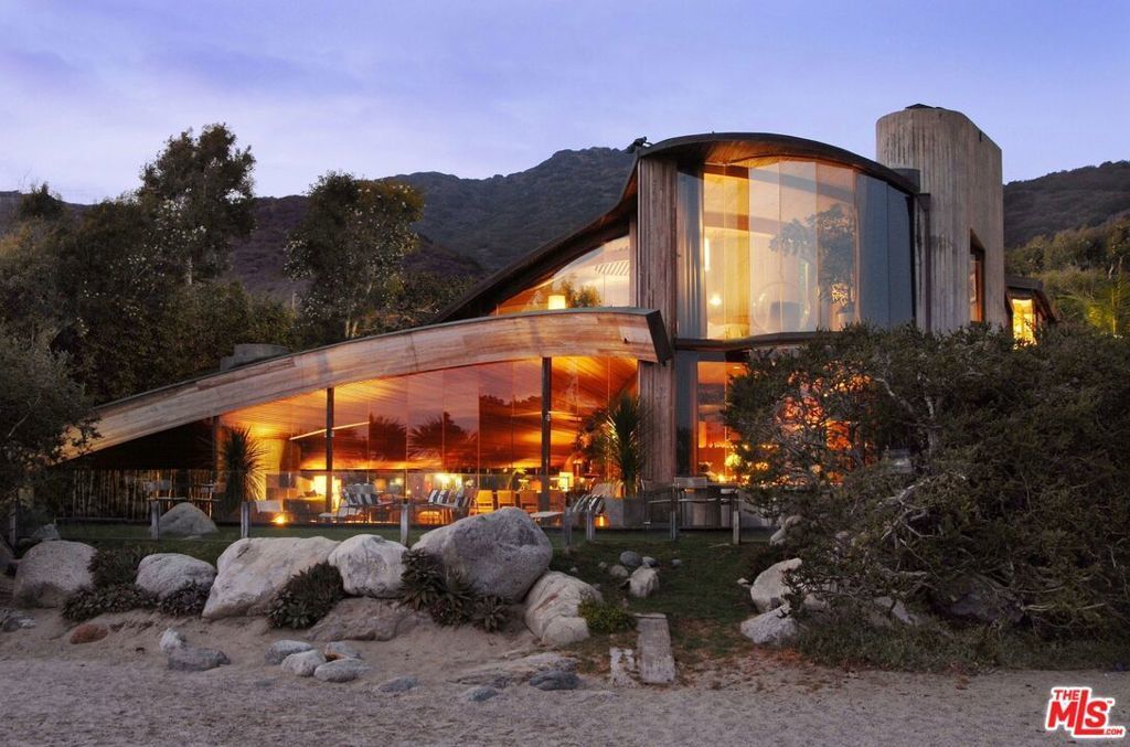 22426 Pacific Coast Highway, Malibu