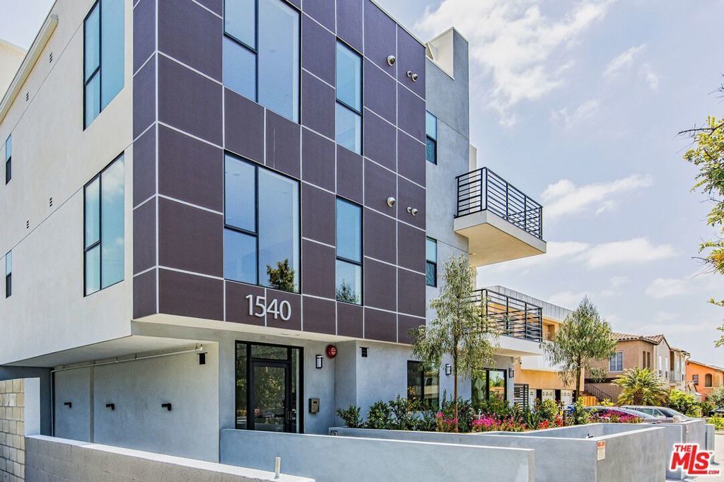 1540 S Hayworth Avenue # 202, Los Angeles