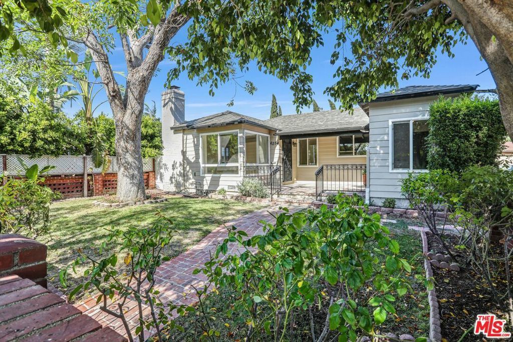 6254 Ben Avenue, Los Angeles