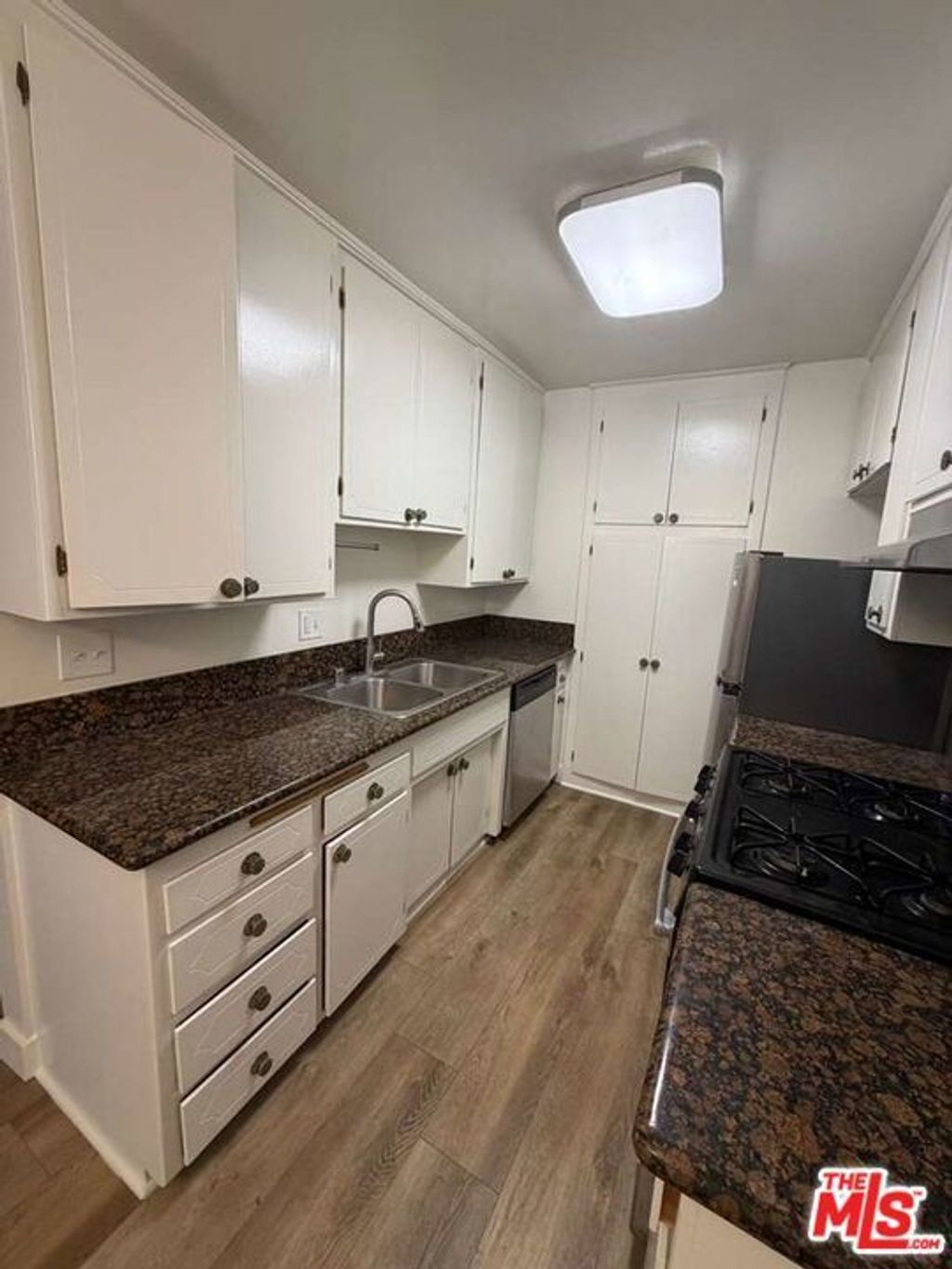 848 S Holt Street # 209, Los Angeles