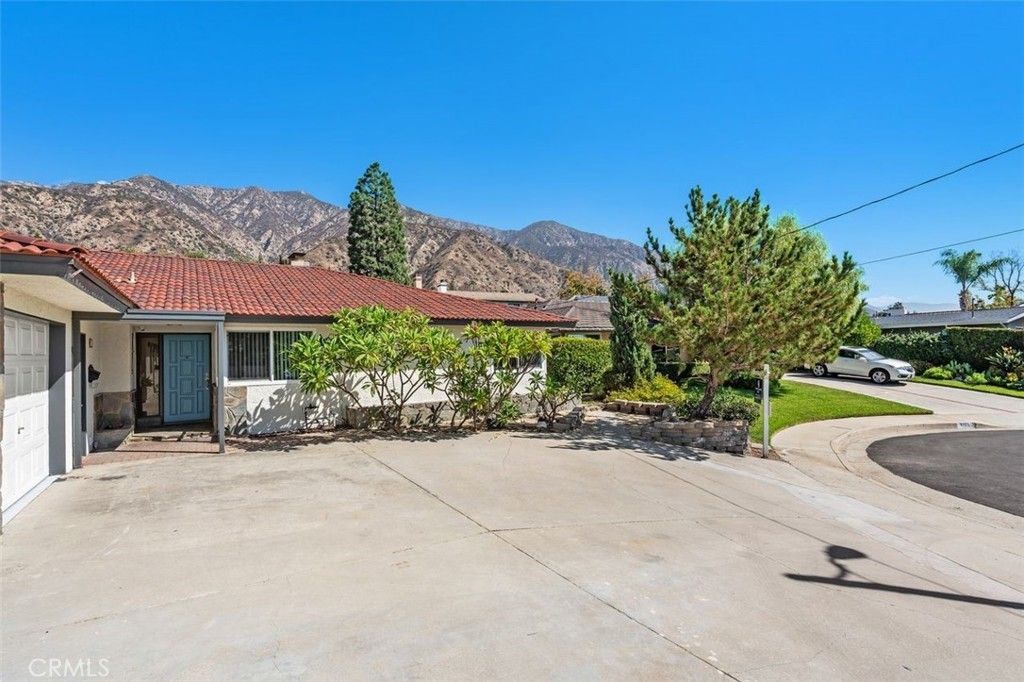 3715 Don Benito Court, Pasadena