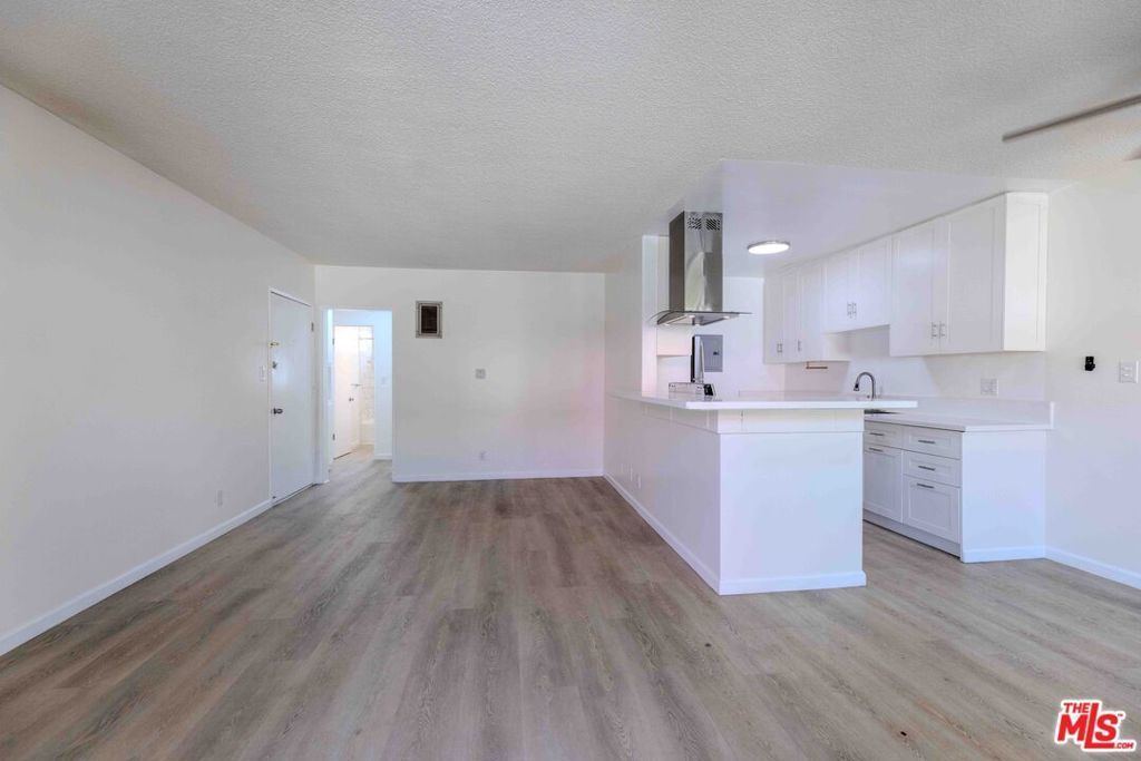 1426 S Orange Grove Avenue # 8, Los Angeles