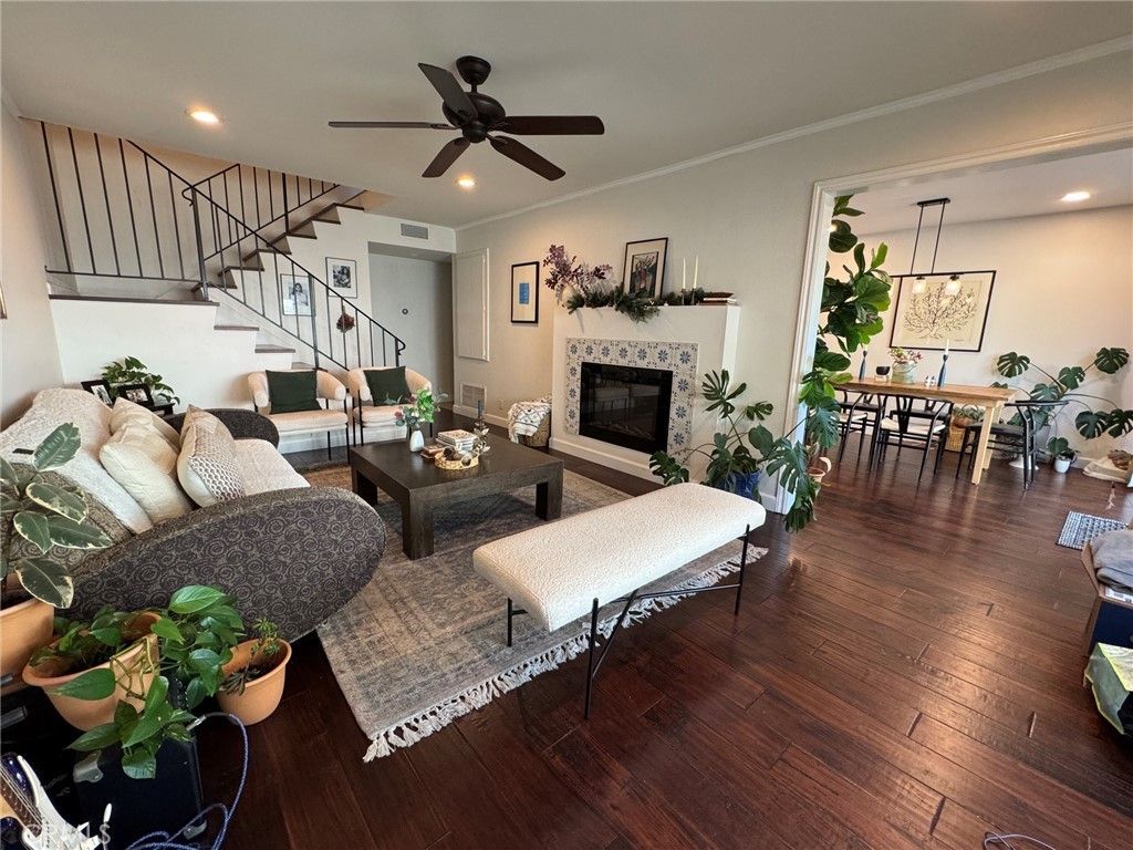 1673 E Avenida De Las Flores, Thousand Oaks