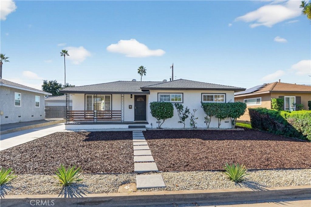 16682 E Greenhaven, Covina