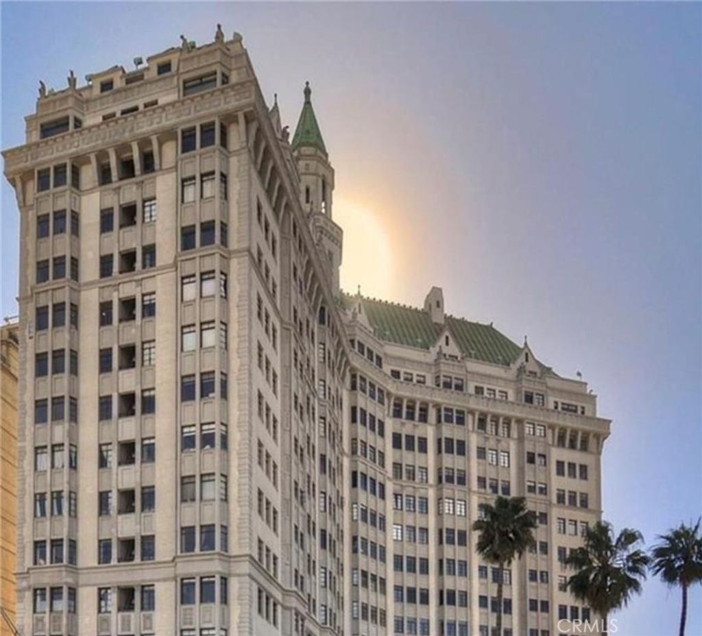 800 E Ocean Boulevard, Long Beach
