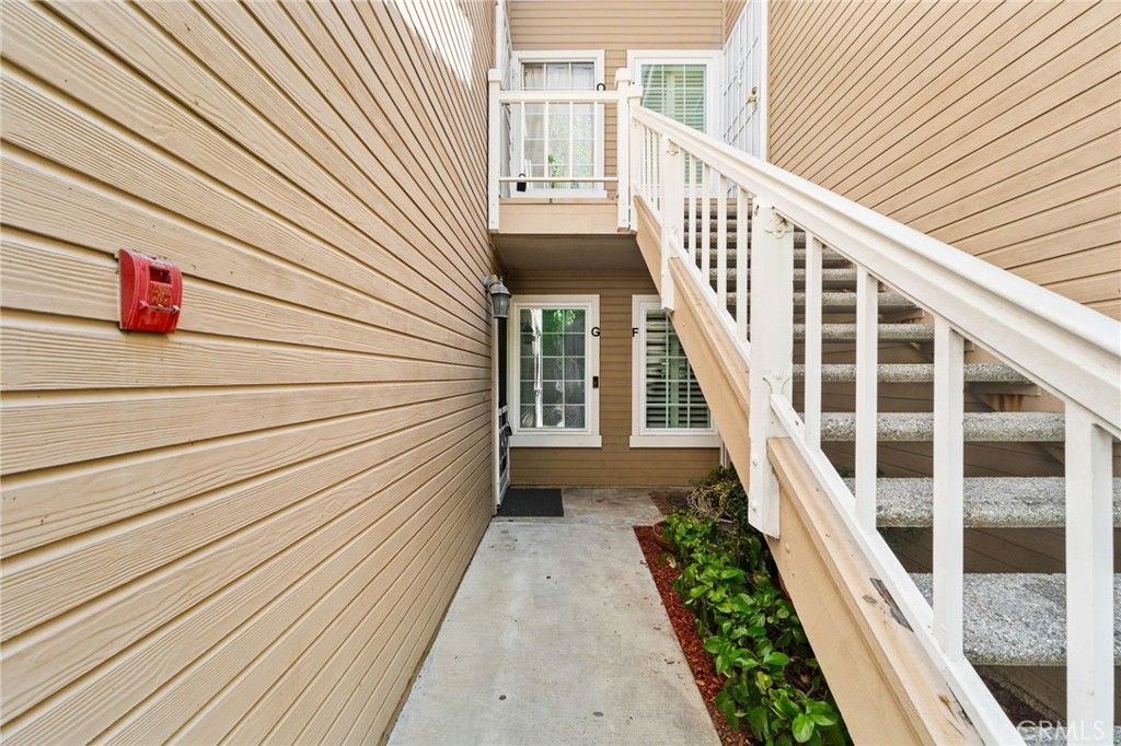 3860 Amberly, Inglewood