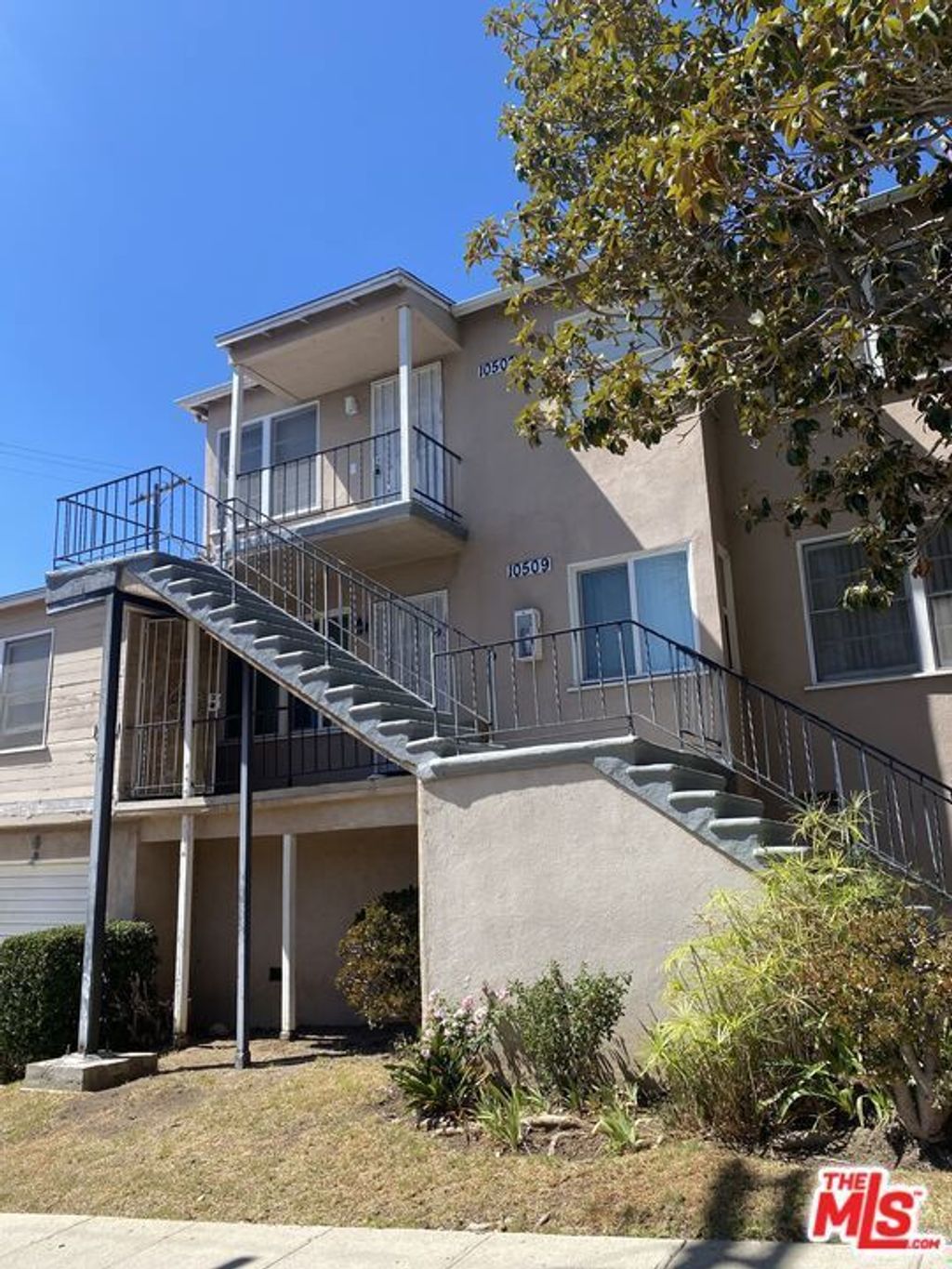 10503 Missouri Avenue, Los Angeles
