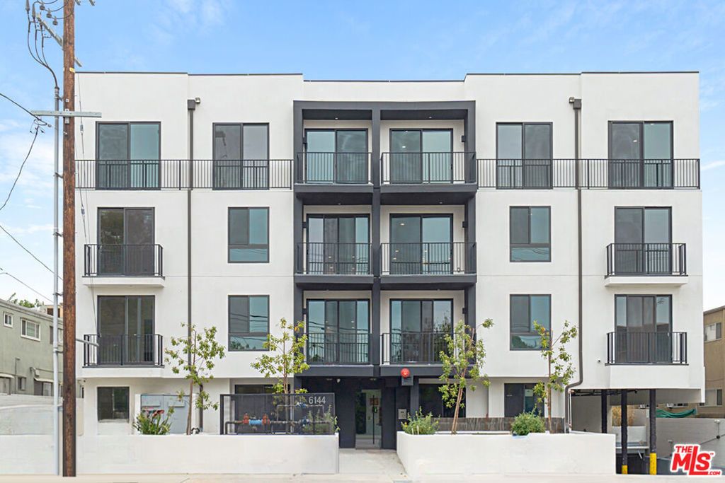 6144 Whitsett Avenue # 204, North Hollywood