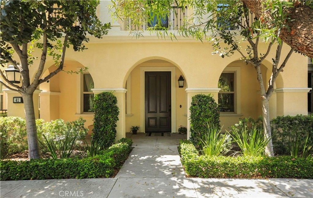 41 Kempton, Irvine