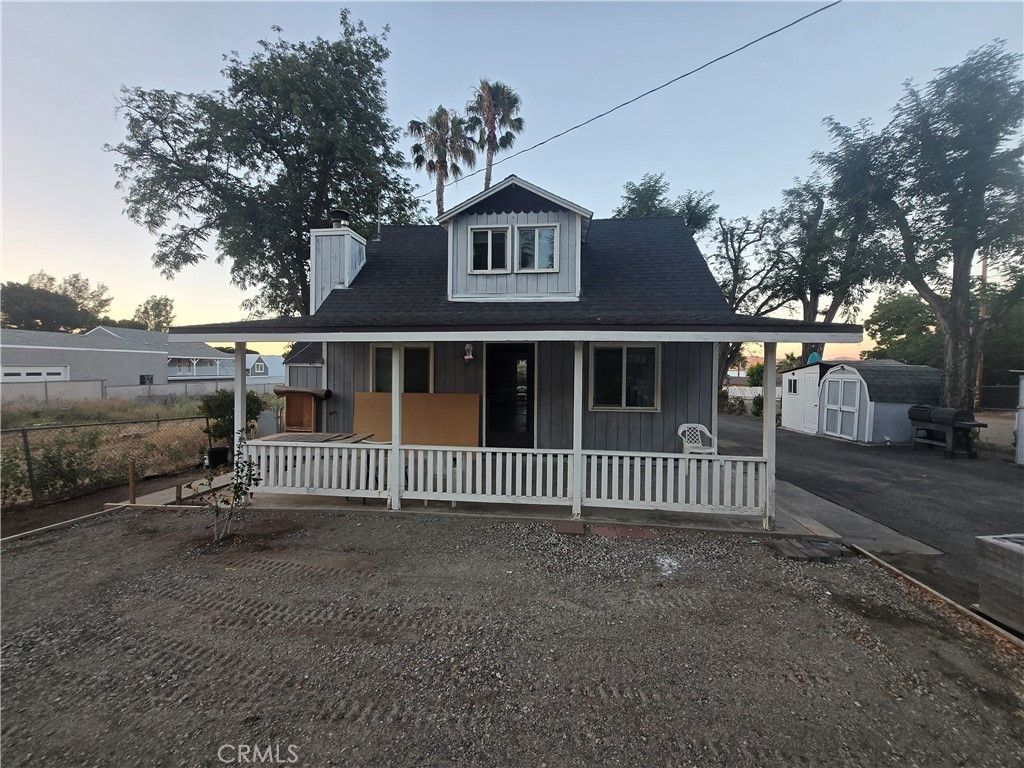 16482 Grand, Lake Elsinore