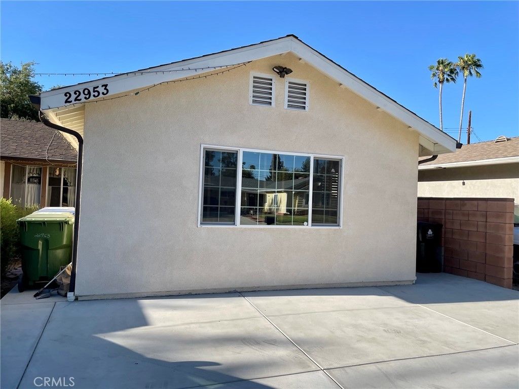 22953 Blythe Street N, West Hills