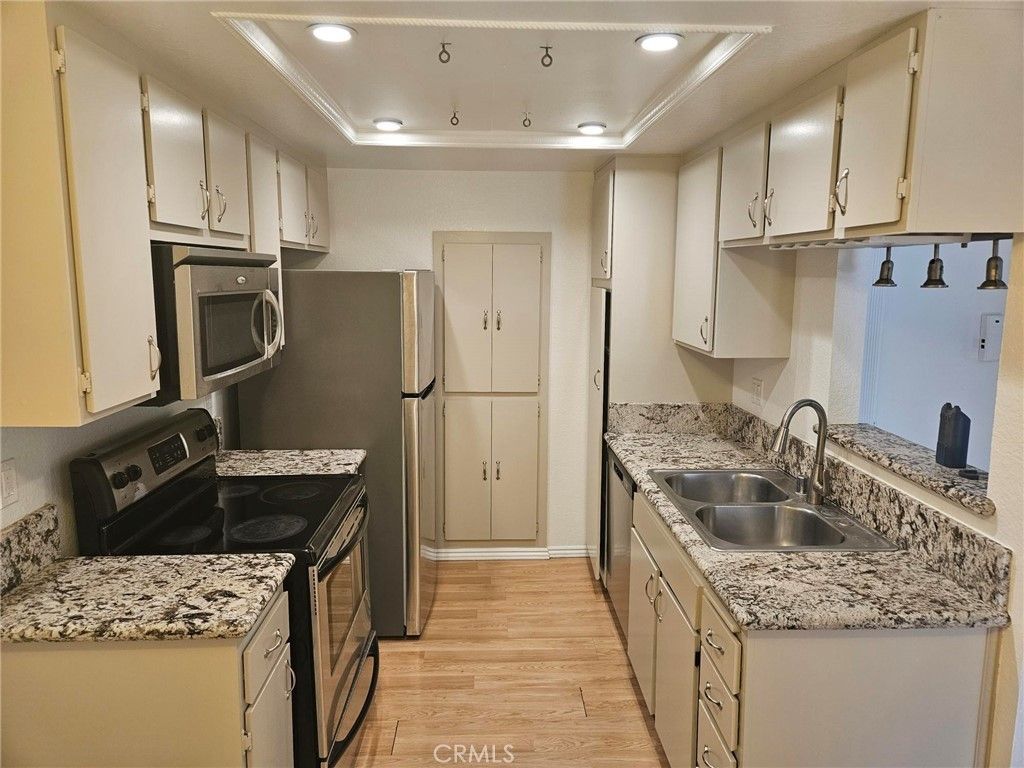 20702 El Toro Road # 20, Lake Forest