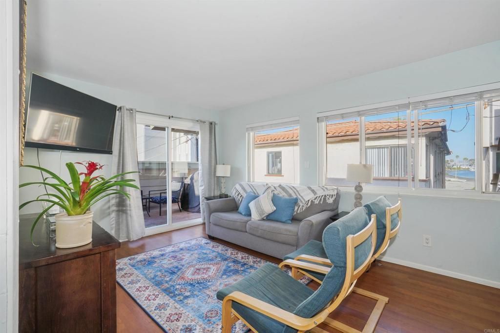 3492 Bayside Lane, San Diego