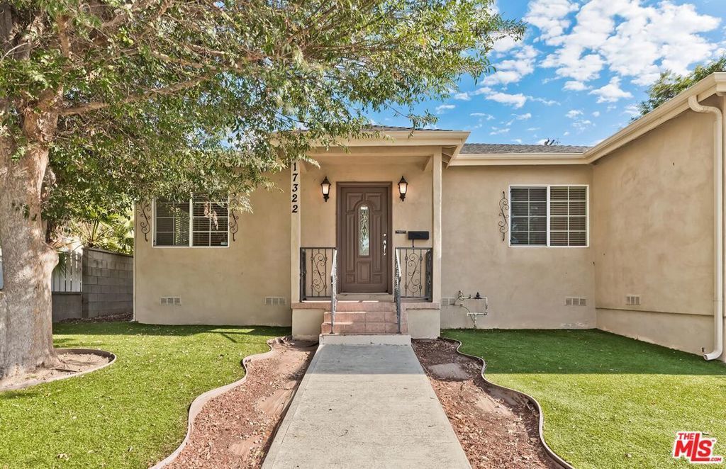 17322 Martha Street, Los Angeles