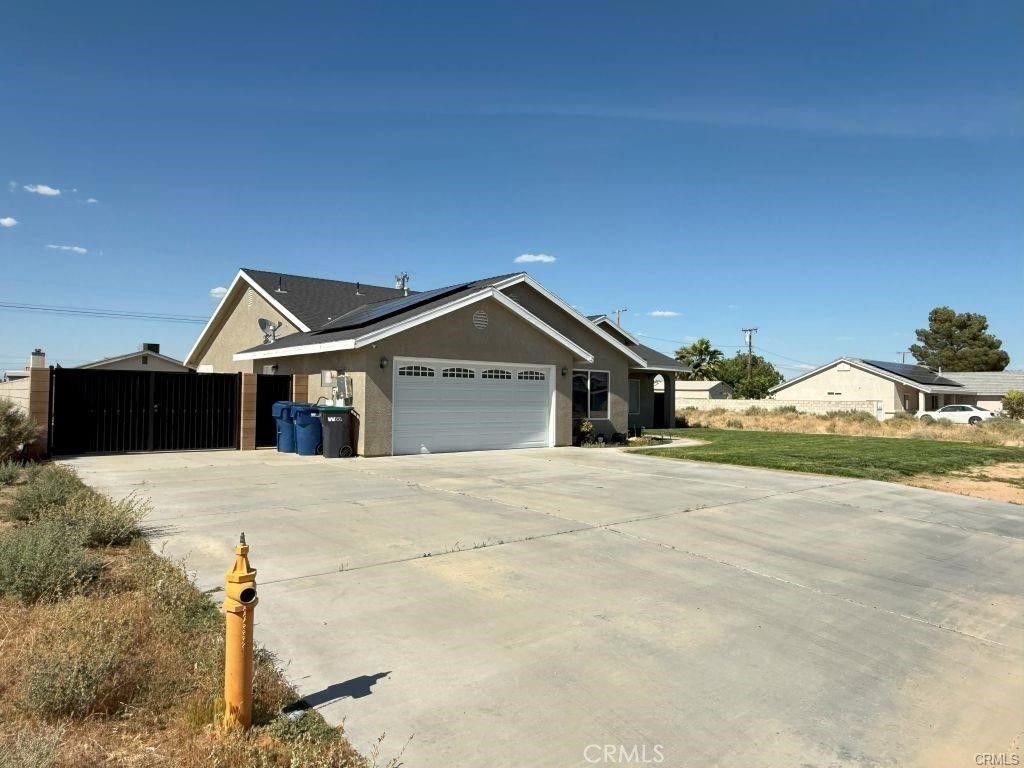 9425 Evelyn Avenue, California City