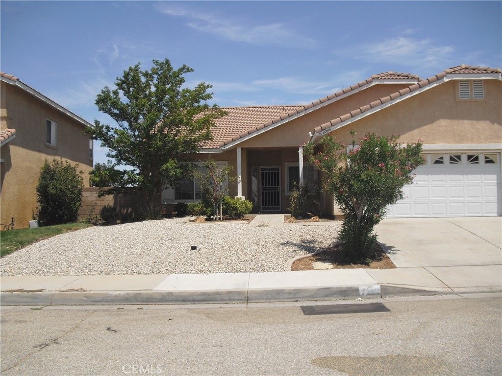 4209 W Grandview Drive W, Palmdale