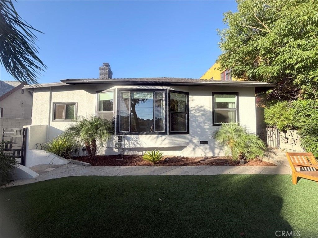 3707 Valleybrink # 3707, Los Angeles