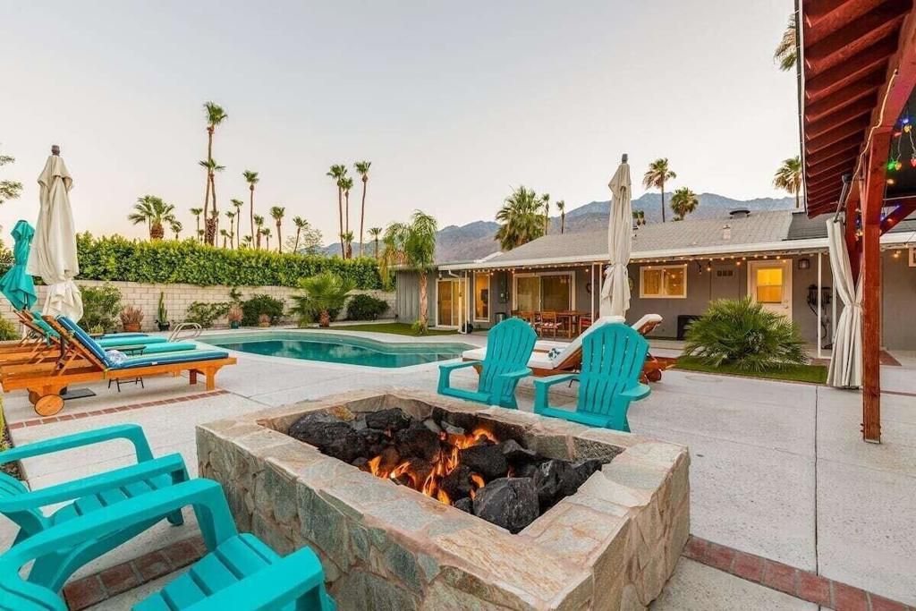 980 N Biskra Road, Palm Springs