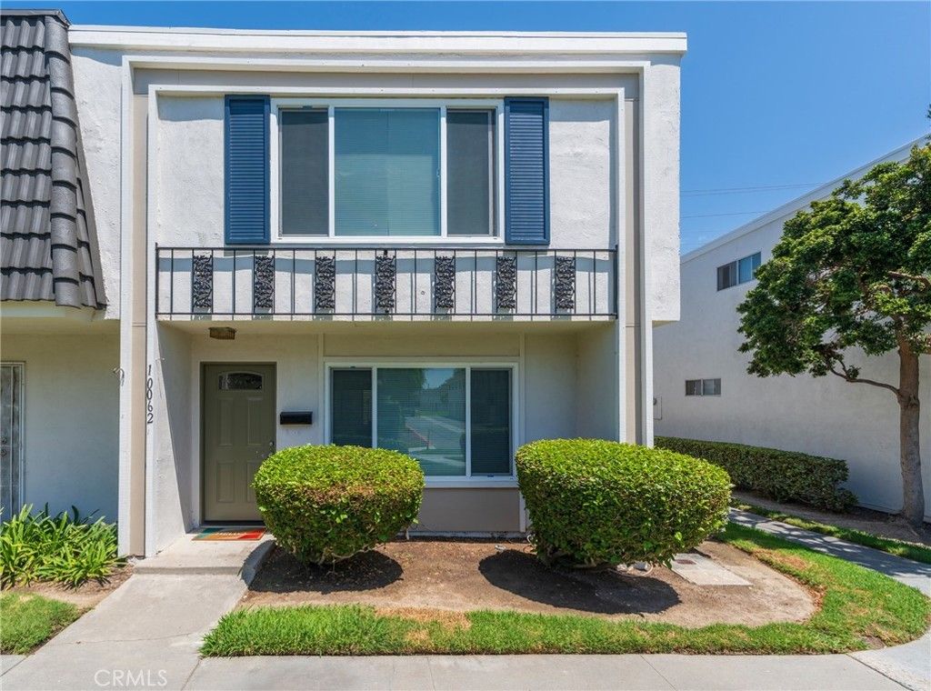 10062 Ellis, Fountain Valley