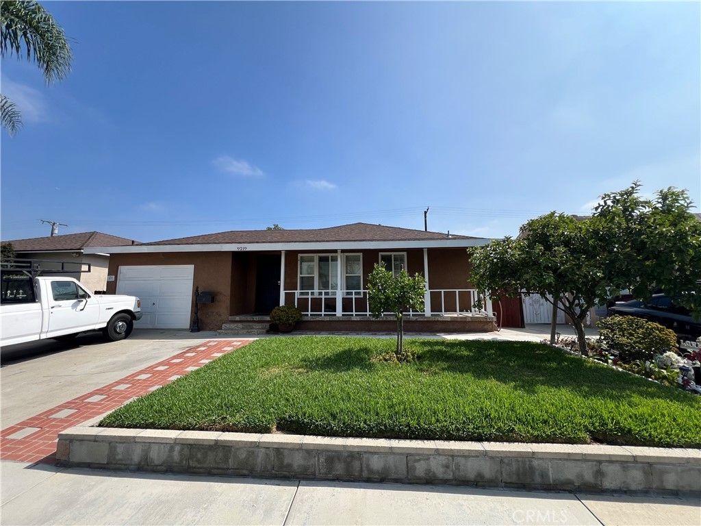 9219 Danbridge, Pico Rivera