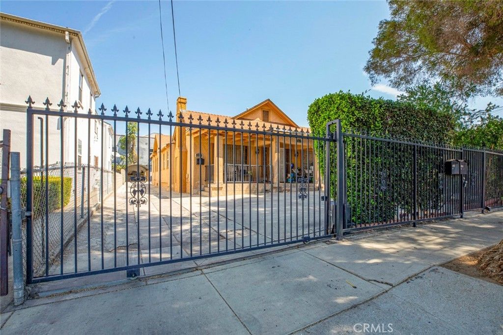 4927 Lexington, Los Angeles
