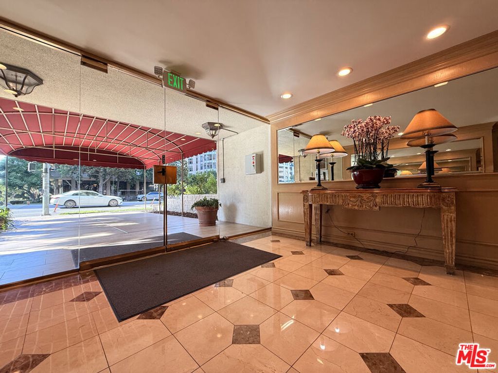 10751 Wilshire Boulevard # 603, Los Angeles