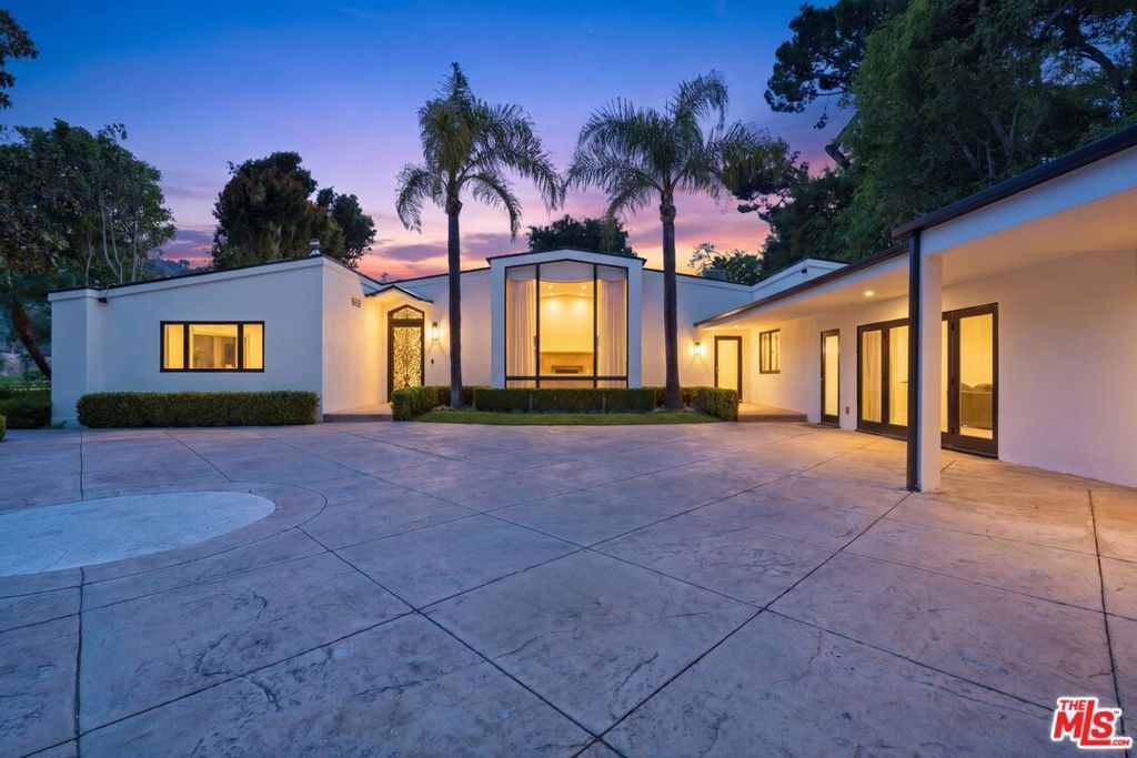 999 Casiano Road, Los Angeles