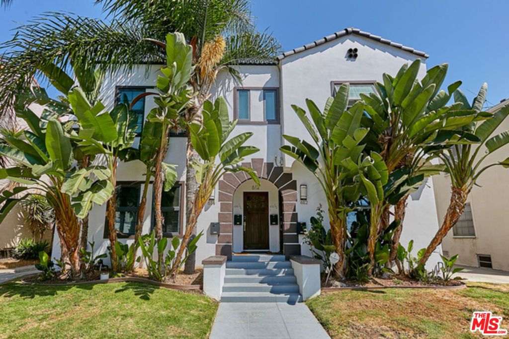 614 N Genesee Avenue, Los Angeles
