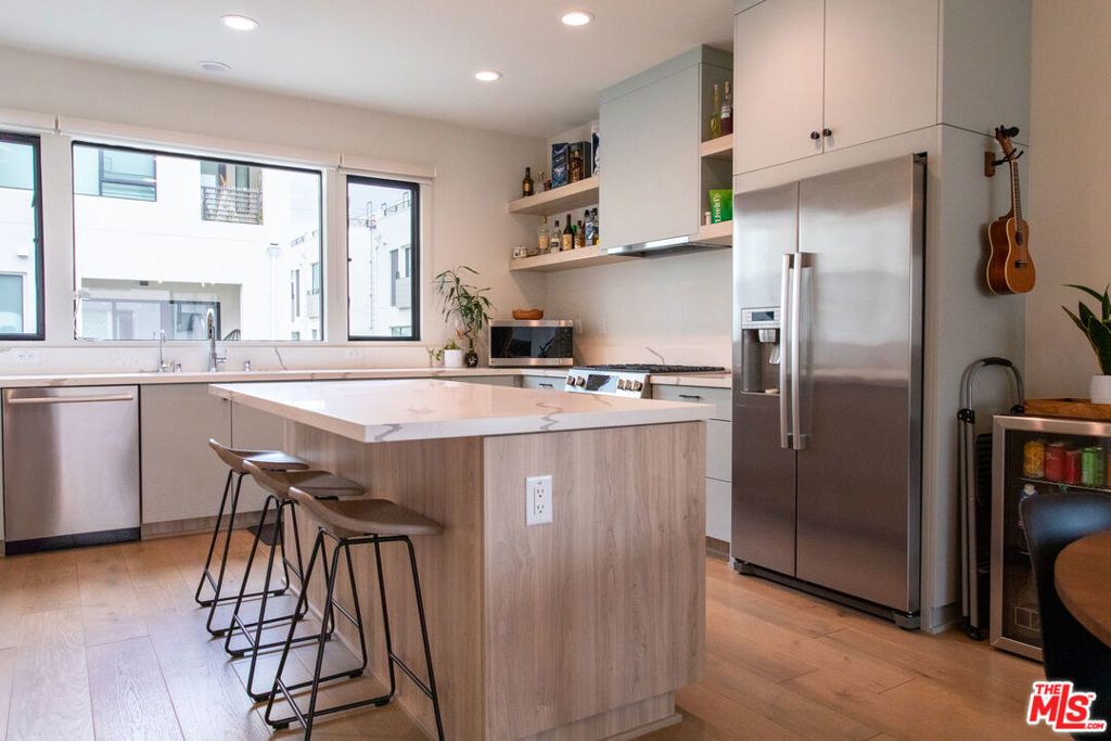 4515 N Ayla Lane, Los Angeles