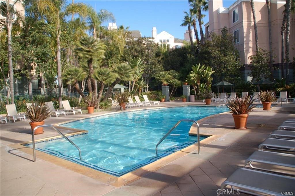 2253 Martin # 212, Irvine