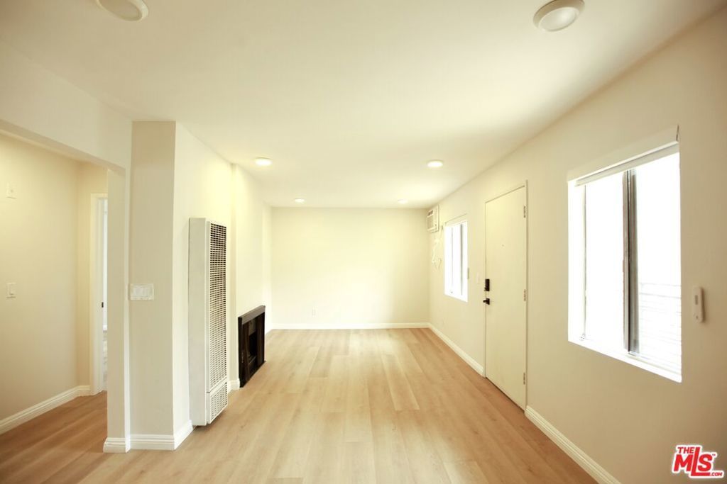 833 S Orange Grove Avenue # 3, Los Angeles
