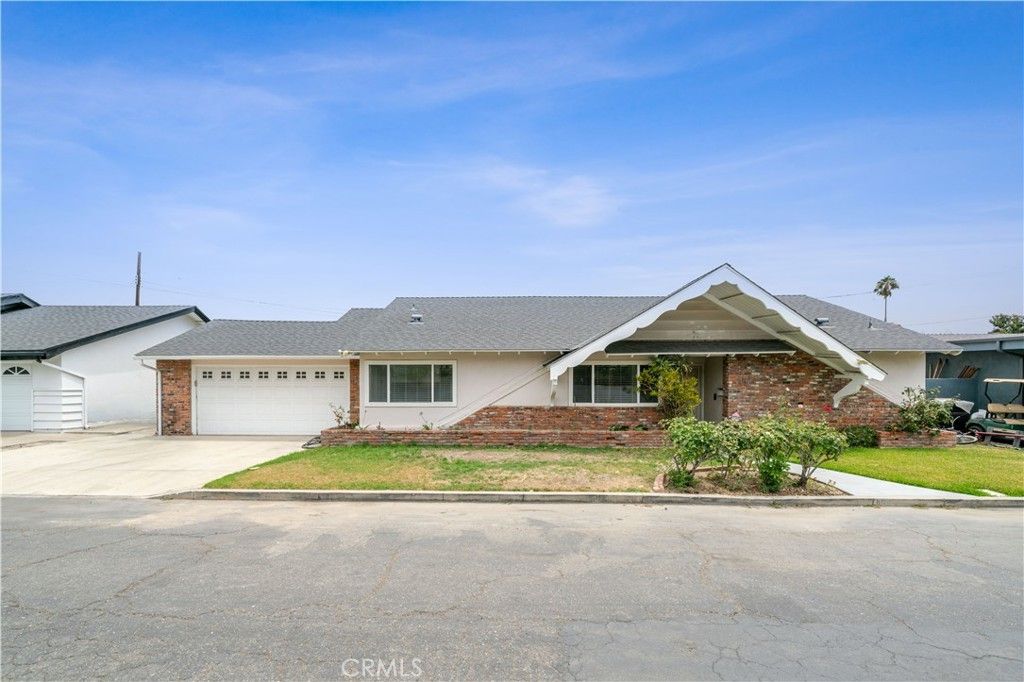 1019 E Walnut Avenue, Orange