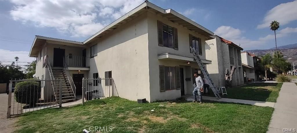3890 N Lugo Avenue, San Bernardino