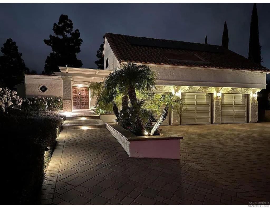 12226 Kingsgate Sq, San Diego