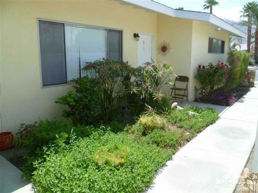 44330 San Pablo Avenue # 6, Palm Desert