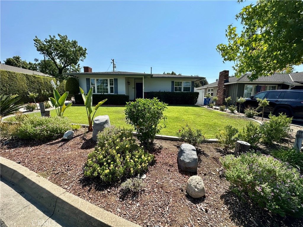 436 N Washington Avenue, Glendora